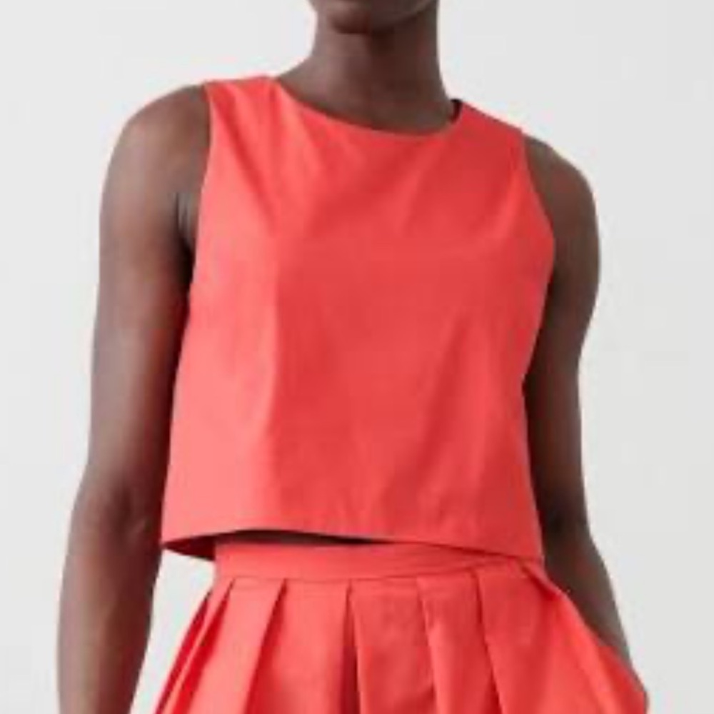 NWT Banana Republic Coral Poplin Top